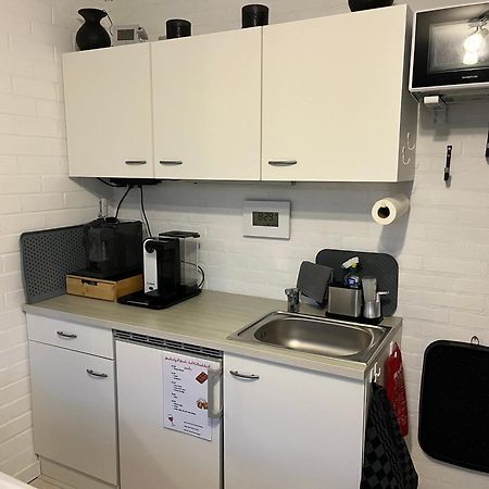Emmen Bed And Breakfast ภายนอก รูปภาพ