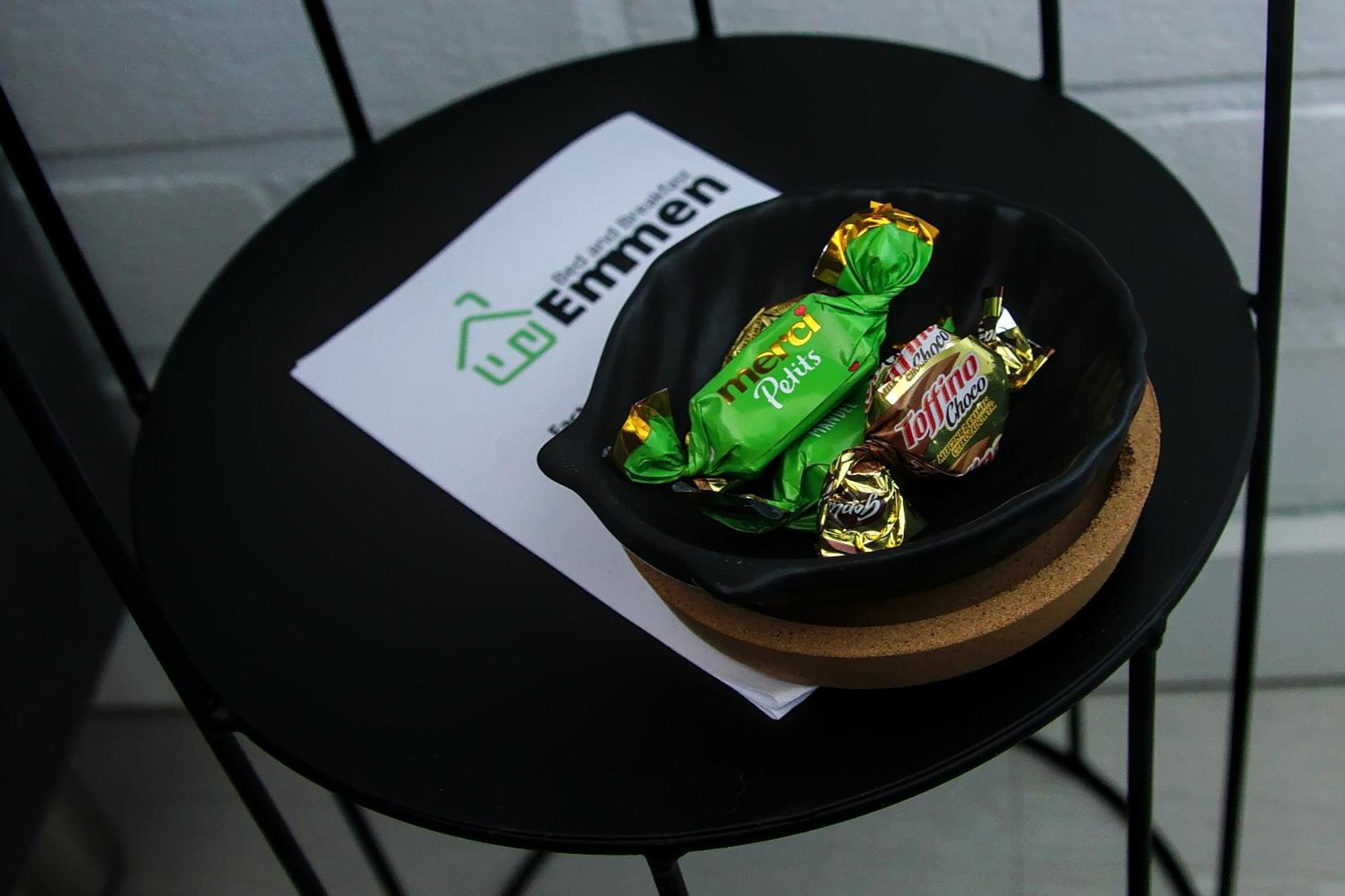 Emmen Bed And Breakfast ภายนอก รูปภาพ