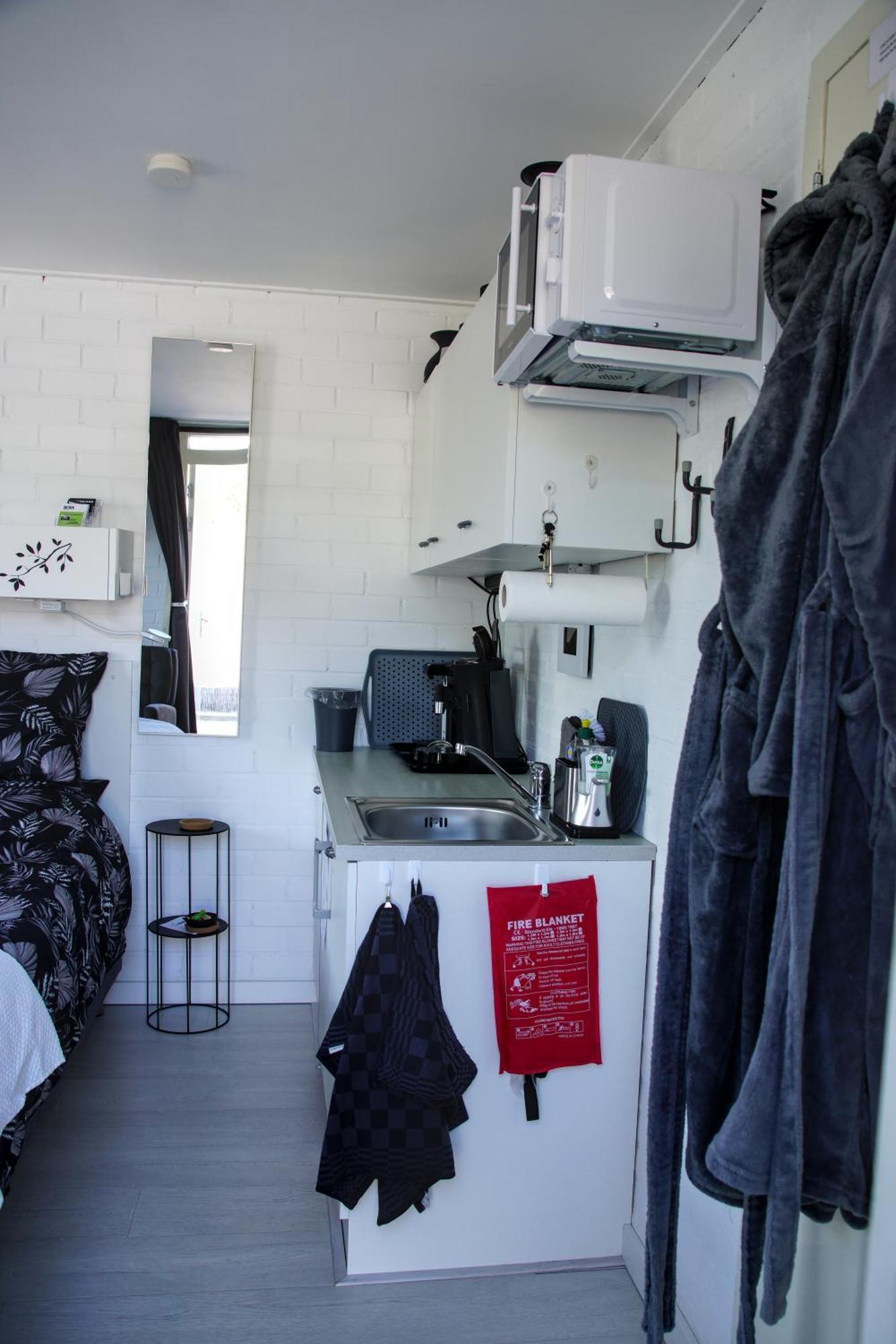 Emmen Bed And Breakfast ภายนอก รูปภาพ